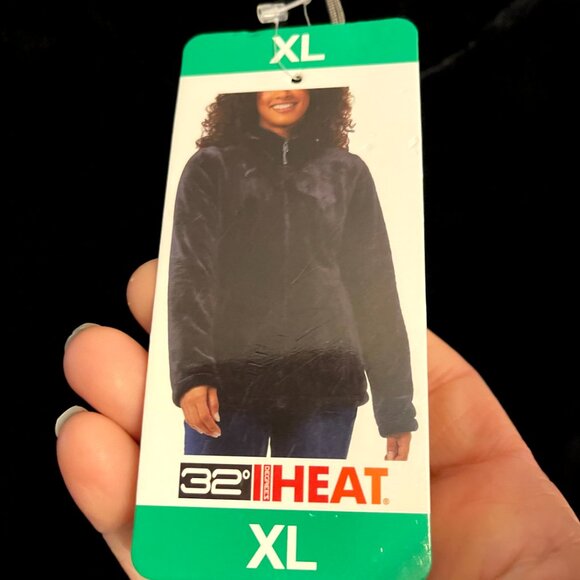 NWT 32 Degrees Heat Fleece Jacket Womens XL Black Full Zip Up Plush Pockets - Picture 4 of 9